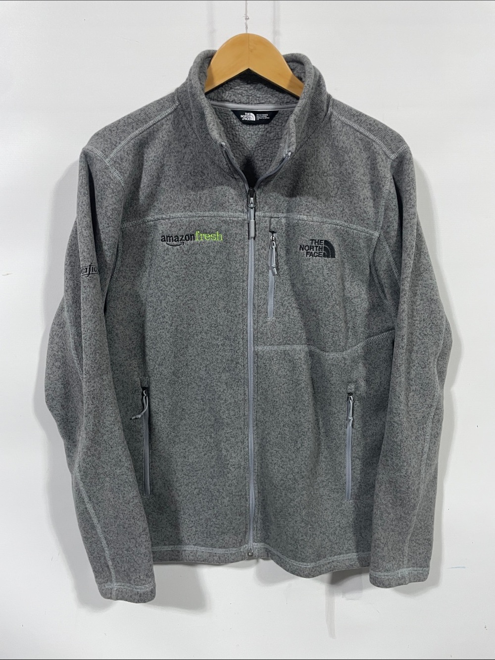 The North Face Gray Men's Full-Zip Lightweight Fleece Jacket